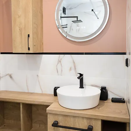 Апартамент Stylish & Modern Flat In Varna's Fifth Element With Underground Parking By Flat Mаnаger *
